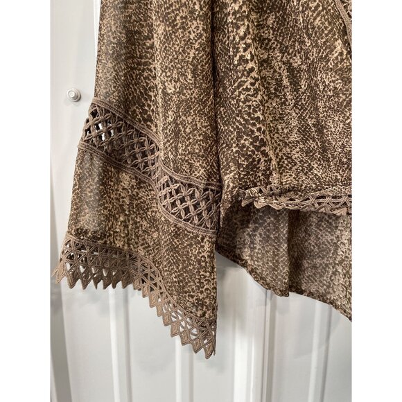 By Together Wrap Top Size Small Snake Crochet Long Sleeve Biege Tan Neutral NEW - Picture 6 of 8
